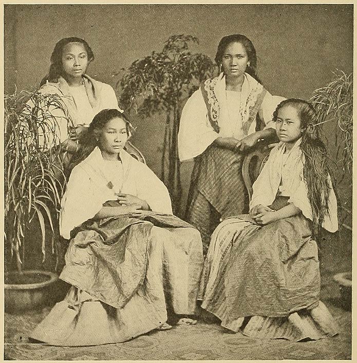 Women Employed in a Piña Shop.