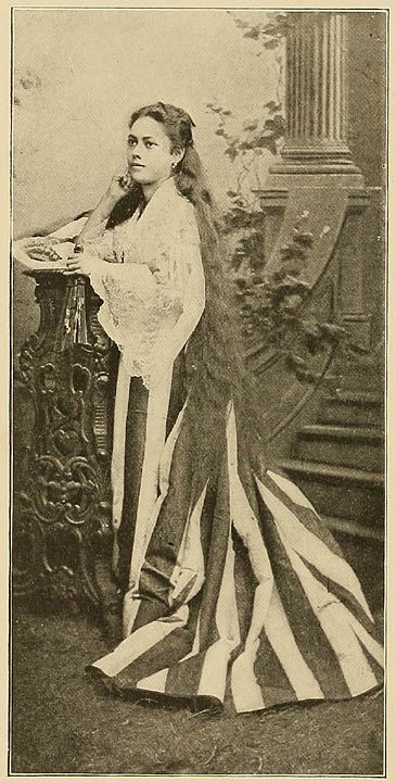 A Wealthy Mestiza of the Upper Class.