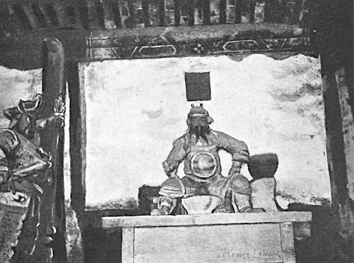 Photo of sitting statue